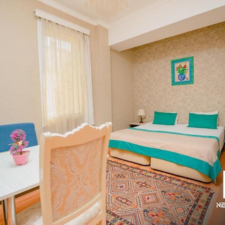 The Center Hotel Baku Eksteriør bilde