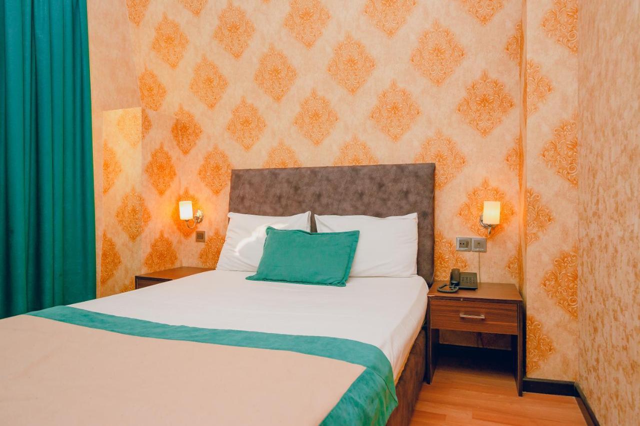 The Center Hotel Baku Eksteriør bilde