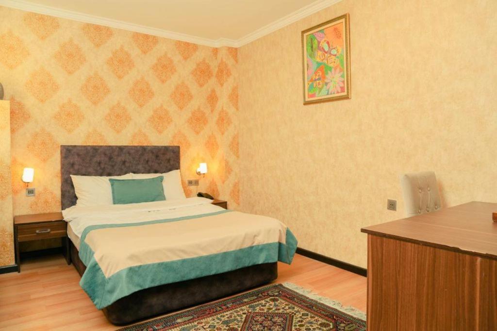 The Center Hotel Baku Eksteriør bilde